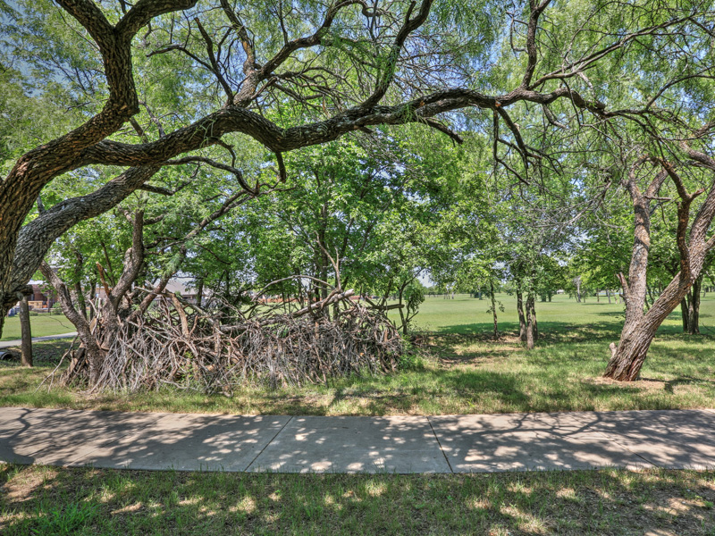 Prairie Timber Estates in Burleson Prairie Timber Estates Homeowner